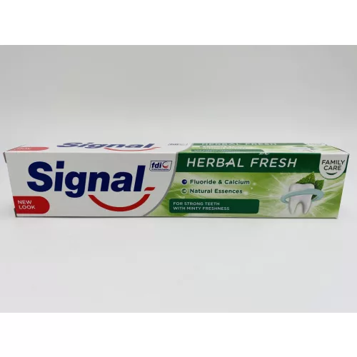 Signal fogkrém 75 ml Family Care Herbal Fresh 