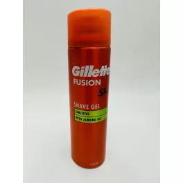Gillette borotvagél 200 ml Fusion Sensitive with Almond Oil